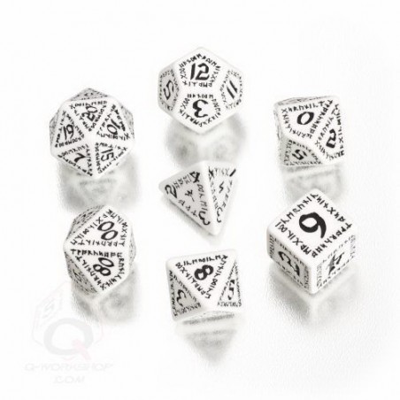 QW DADOS SET RUNIC BLANCO (7)